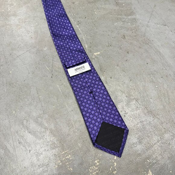 Giorgio Armani Tie Purple Geometric 100% Silk Woven Made in Italy 3.25" - Picture 3 of 5